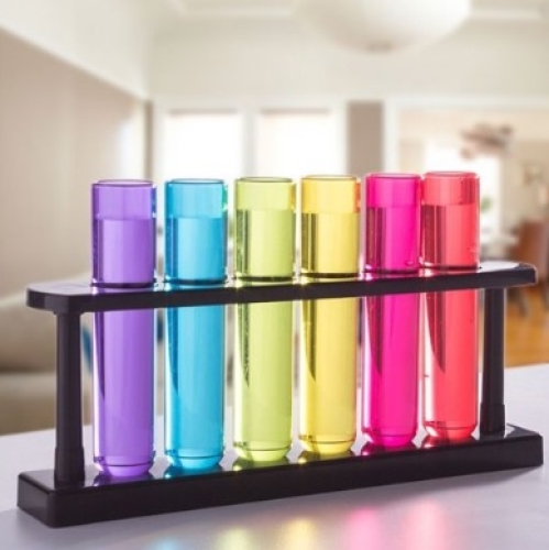 Barevné zkumavky na panáky