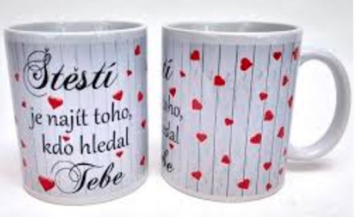 Hrnek štěstí je najít toho